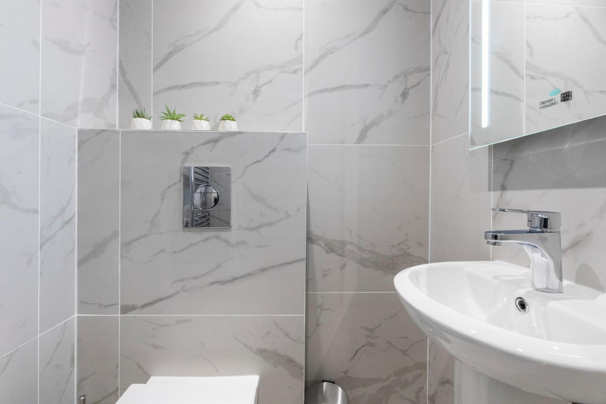 Luxurious 2 Bedroom - Apartment - Central Location London Exterior photo